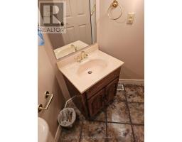 3877 ST CLAIR PARKWAY - 29