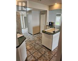 3877 ST CLAIR PARKWAY - 30