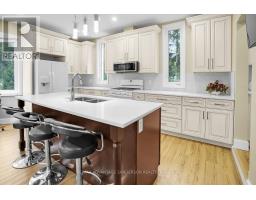 8523 TOWNSEND LINE - 28