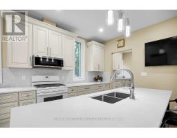 8523 TOWNSEND LINE - 29