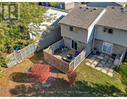 16 - 821 SOUTHDALE ROAD E - 33