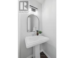 16 - 821 SOUTHDALE ROAD E - 6