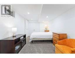 3 SHAVIAN COURT - 30