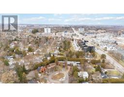 3 SHAVIAN COURT - 41