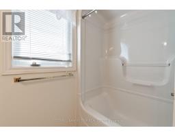 17 - 19 AUGUSTA CRESCENT - 8