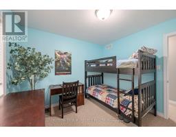 692 KILLARNEY ROAD - 29