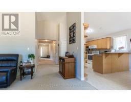 18 - 20 WINDEMERE PLACE - 3