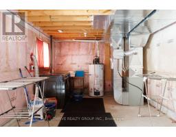 33 ABBOTT STREET - 27