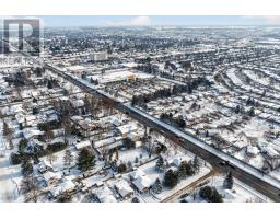 566 SOUTHDALE ROAD E - 26