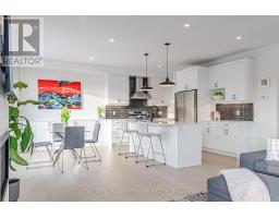 899 UPPERPOINT AVENUE - 11