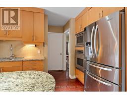 1104 THE PARKWAY - 13