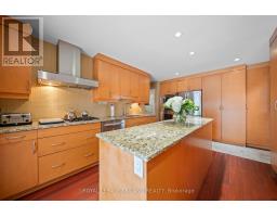 1104 THE PARKWAY - 14