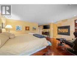 1104 THE PARKWAY - 22