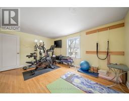 1104 THE PARKWAY - 30