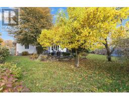 1054 WEMBLEY ROAD - 29