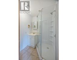 1053 RICHMOND STREET - 32