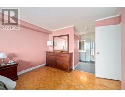 1507 - 380 KING STREET - 17