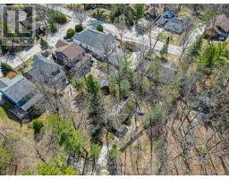 47 HEAMAN CRESCENT - 31