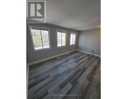 4 - 39 REGINA STREET - 18