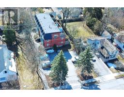 4 - 39 REGINA STREET - 3