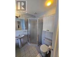 4 - 39 REGINA STREET - 30