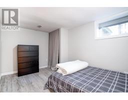 4 - 39 REGINA STREET - 32