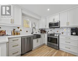 2 - 152 ALBERT STREET - 12