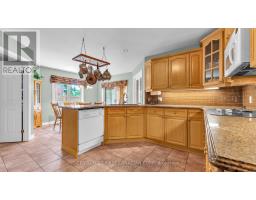 79 WINTERGARDEN ROAD - 12