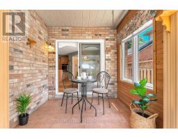 79 WINTERGARDEN ROAD - 15