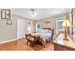 79 WINTERGARDEN ROAD - 16