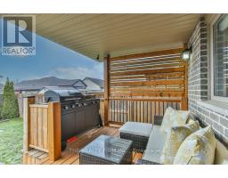 92 WESTLAKE DRIVE - 44