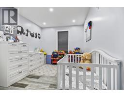 3 MARY STREET E - 12