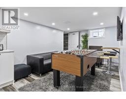 3 MARY STREET E - 22