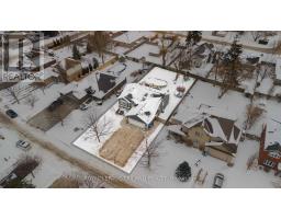 42 FIELDSTONE CRESCENT - 3