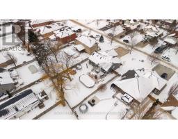 42 FIELDSTONE CRESCENT - 37