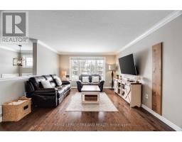 42 FIELDSTONE CRESCENT - 5