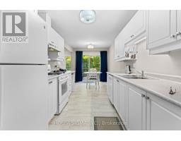 44 - 601 GRENFELL DRIVE - 18