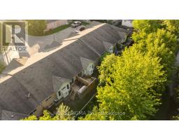 44 - 601 GRENFELL DRIVE - 27