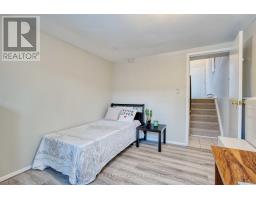 86 - 40 SUMMIT AVENUE - 26