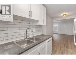 10 - 166 SOUTHDALE ROAD W - 19