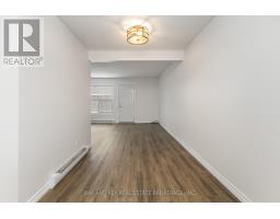 10 - 166 SOUTHDALE ROAD W - 21