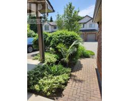25 - 505 PROUDFOOT LANE - 26