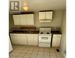 714 DUNDAS STREET - 5