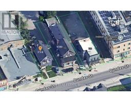 714 DUNDAS STREET - 7