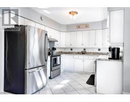 12 HUNTINGTON TERRACE - 12