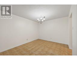 92 - 144 CONWAY DRIVE - 14