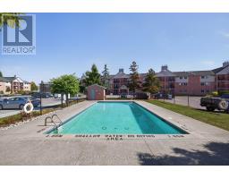 92 - 144 CONWAY DRIVE - 4