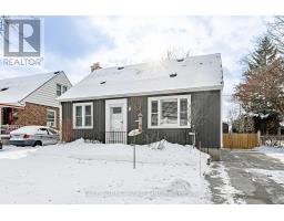 17 GRAHAM CRESCENT - 2