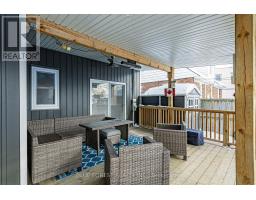 17 GRAHAM CRESCENT - 29