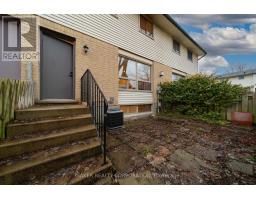 17 - 135 BELMONT DRIVE - 30